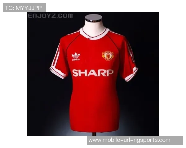 曼联耐克足球装备全解析助你提升球场表现与风格